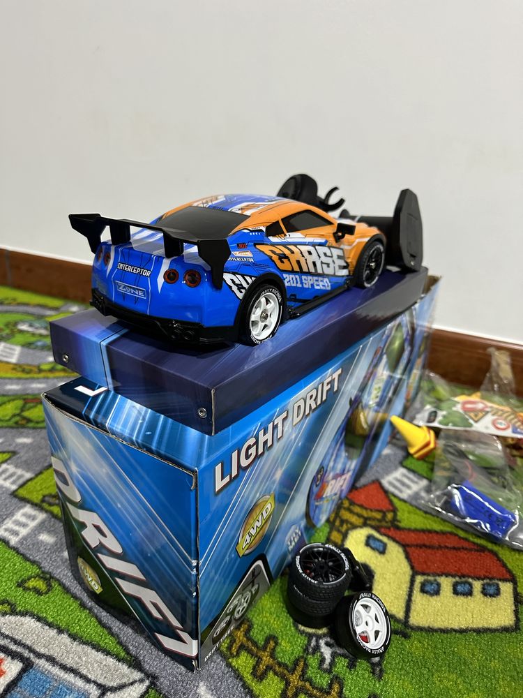 Carro drift telecomandado