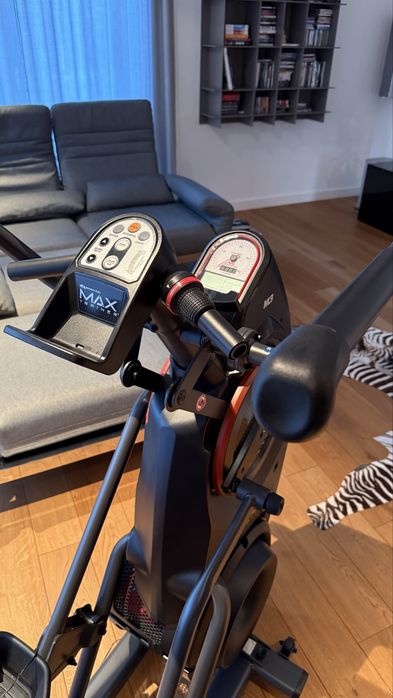 Magnetyczny trenażer eliptyczny MAX TRAINER M3I - Bowflex