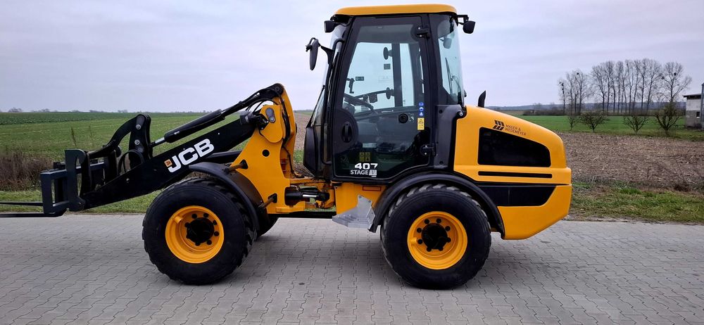 Ladowarka Jcb 407. Z 2021 roku ZAMIANA