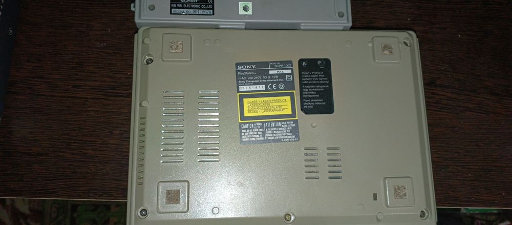 Playstation SCPH1002