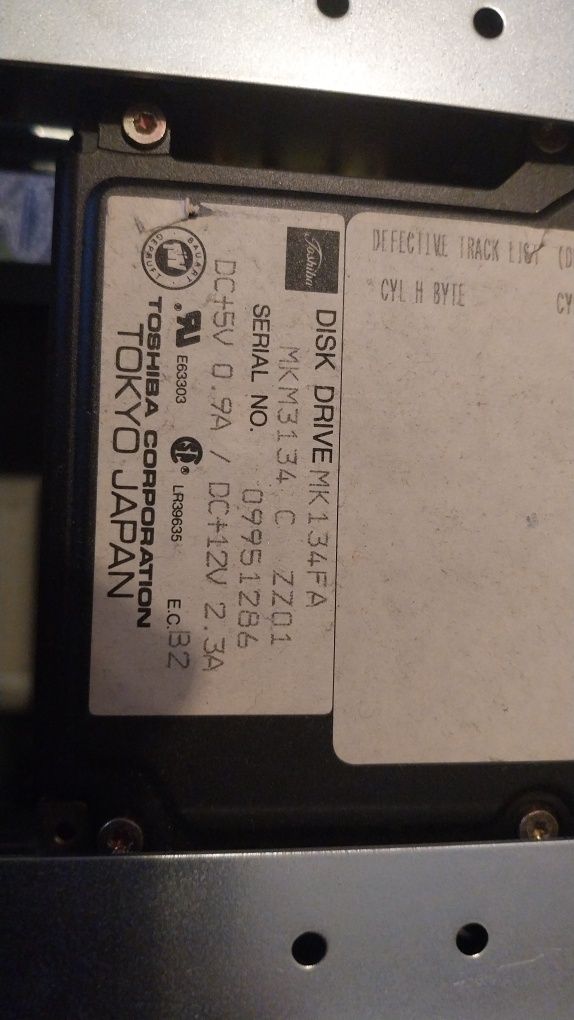 Pc antígo AMD 286 a 16Mhz, 1 Mb Ram, 40Mb HDD.