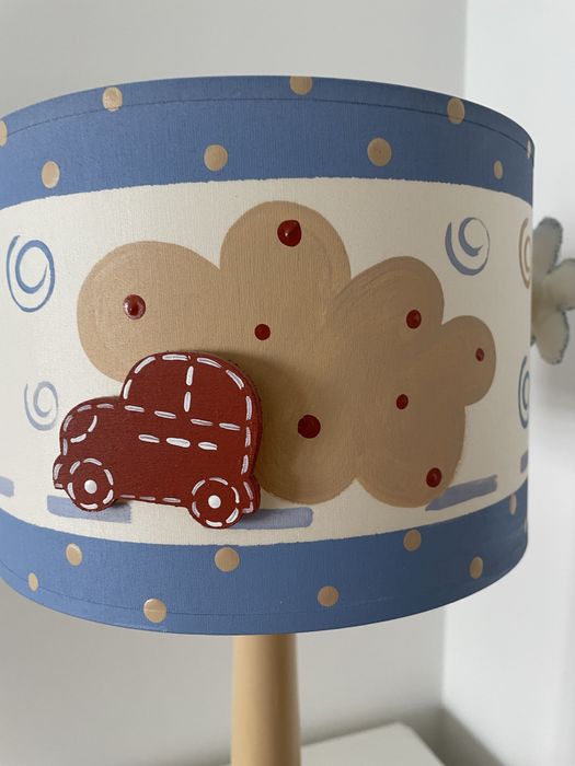 Candeeiro de mesa para quarto de criança