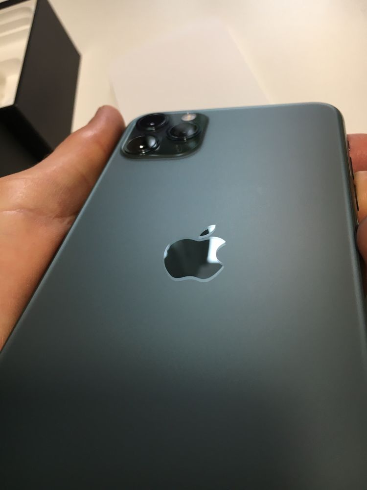 Iphone 11 ProMax 256 Gb Neverlock Midnight Green