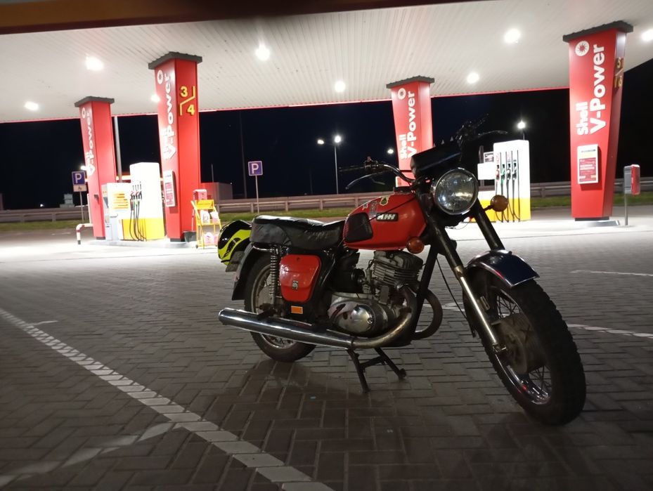 Продам Иж планета 4