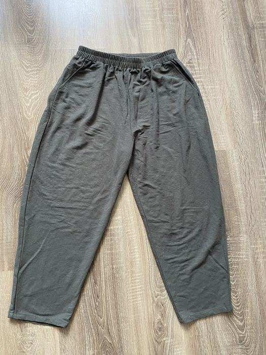 Літні жіночі штани укорочені