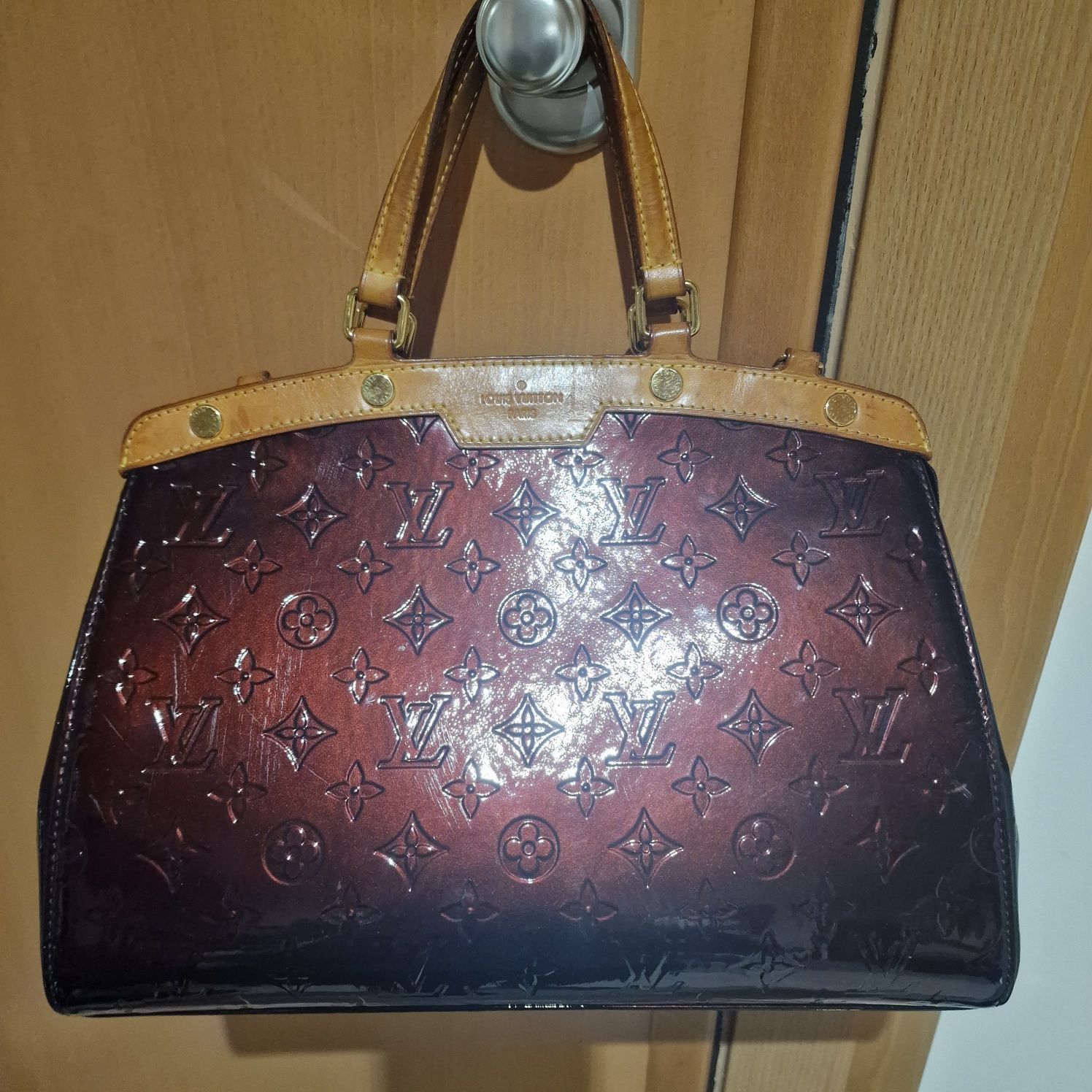 Mala Louis Vuitton de verniz original