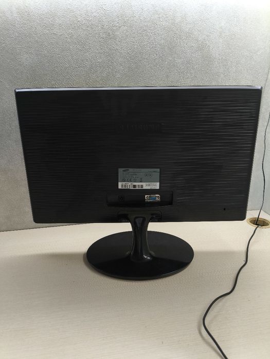монітор Samsung S22B300B