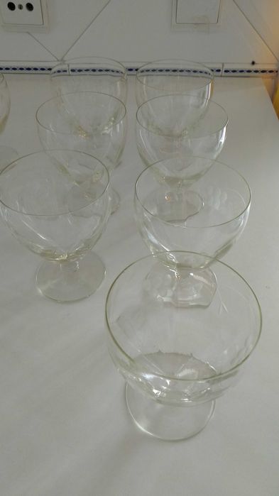 Copos e jarras de vidro lapidado  art deco - anos 20/30