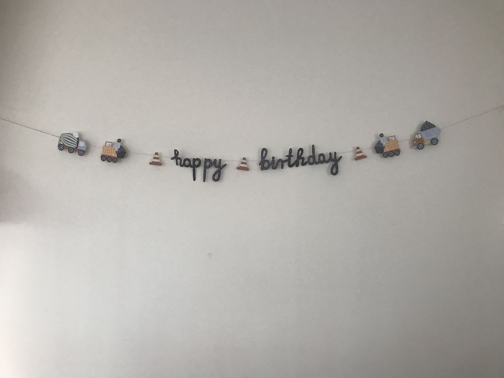 Świeczki, banner, toppery, balony na urodziny