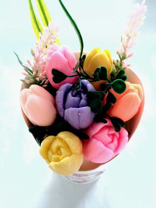 Цветочный букет из мыла ручной работы 7 тюльпанов, сувенир на подарок