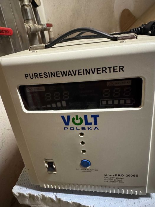 ДБЖ VOLT sinusPRO-2000E + Гелевий акумулятор Inerge 12V 200Ah