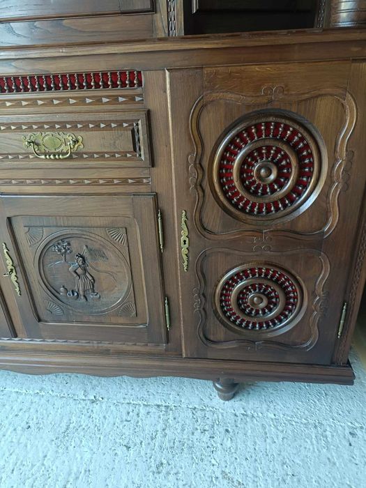 Ładny kredens komoda