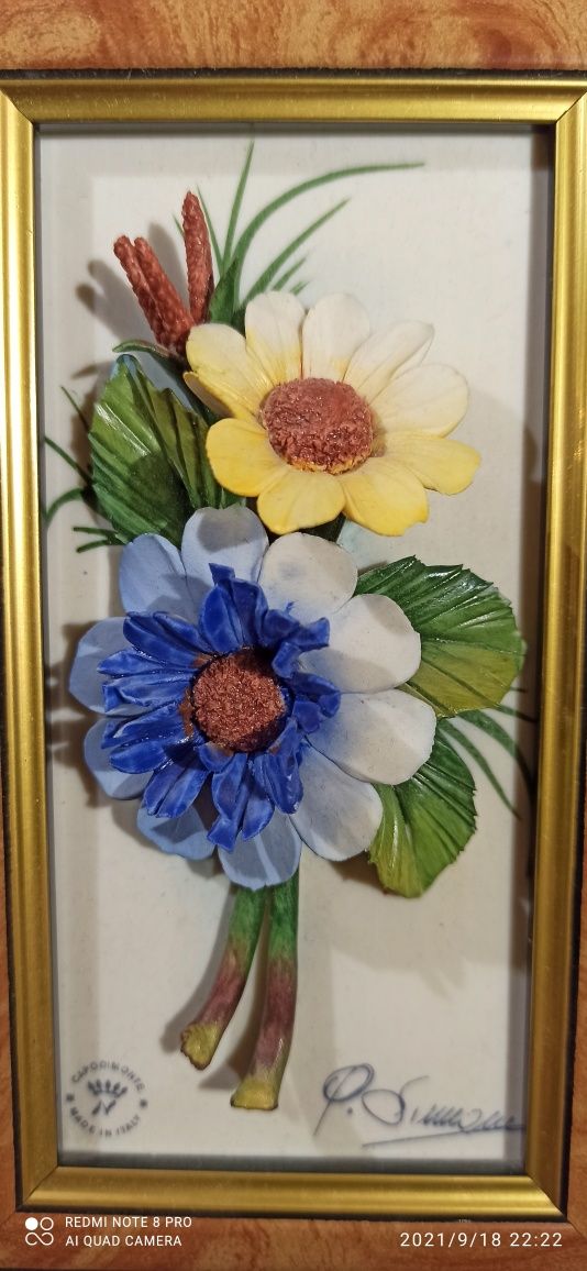 Porcelana CAPODIMONTE Wiązanka Kwiatów Porcelana Wisząca Italia