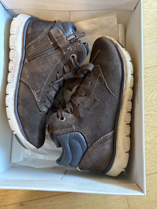 Botas geox castanho camurça 31