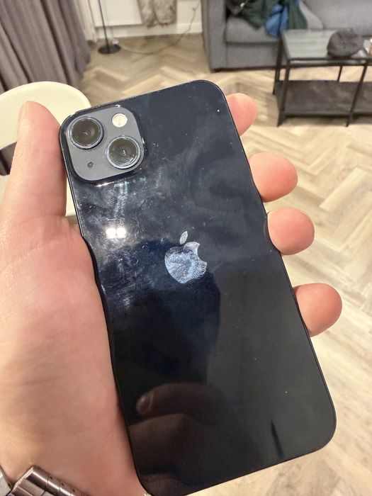 Iphone 13 midnight blue