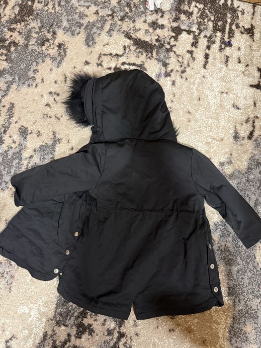 Парка Zara на дівчинку