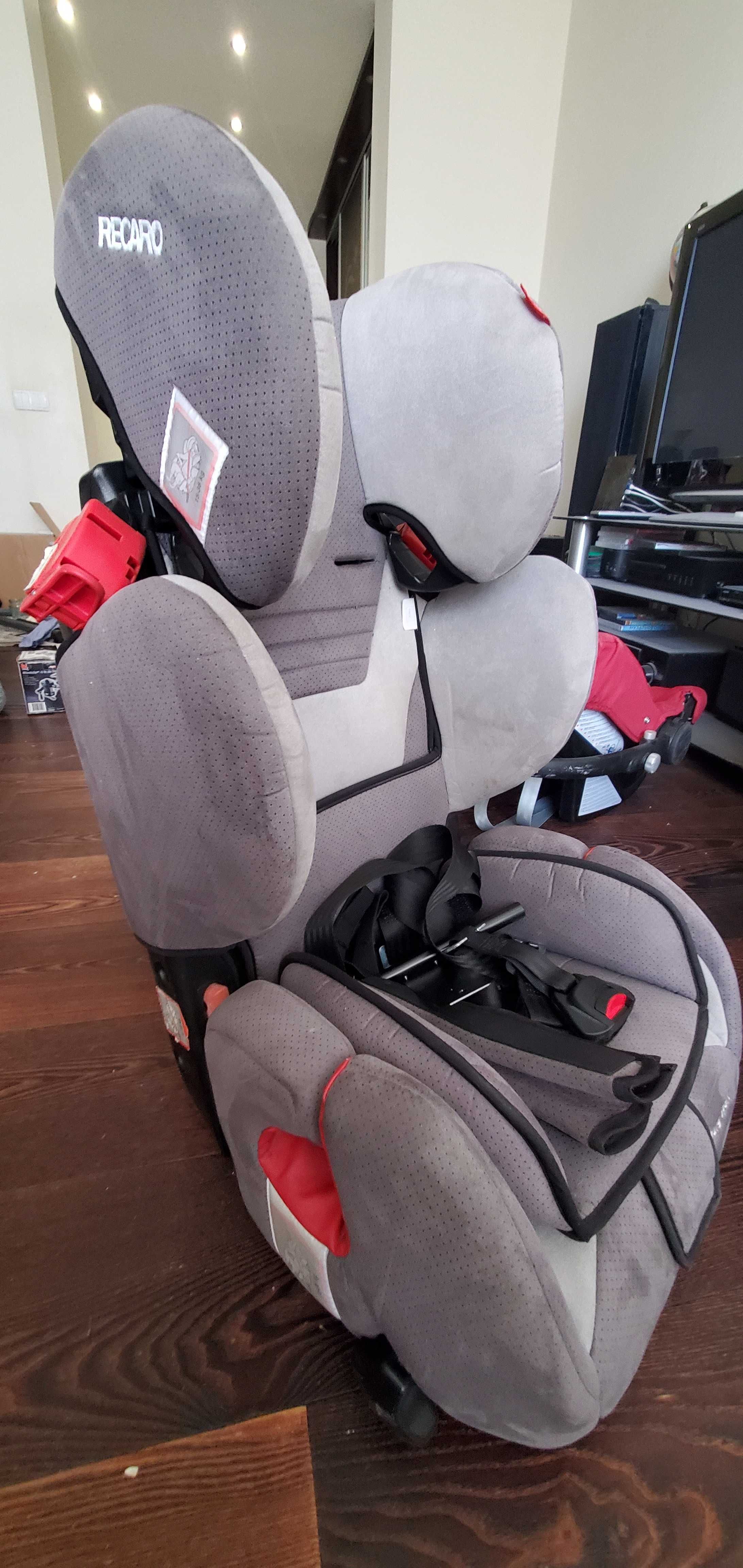 Дитяче автокрісло Recaro  Young Sport