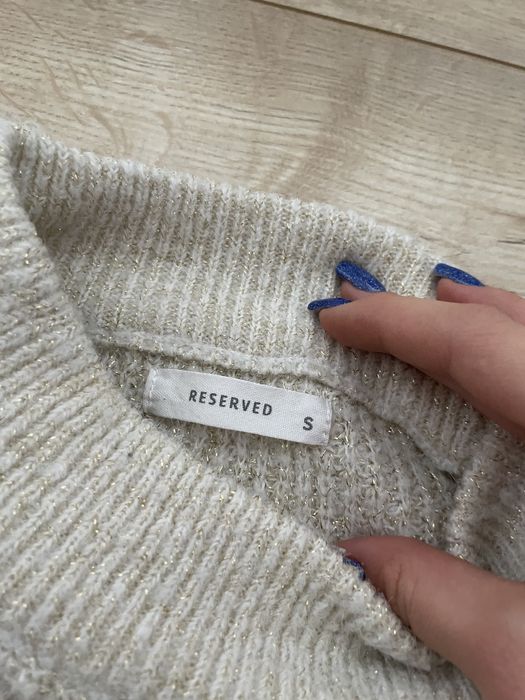 Beżowy sweterek z reserved