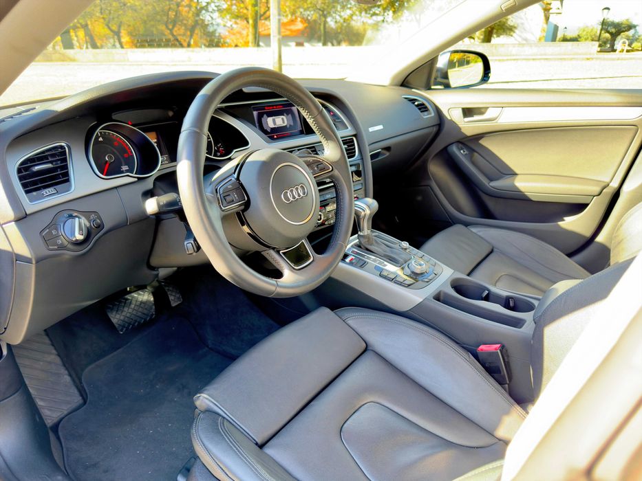 Audi A5 Sportback 2.0 TDI 150cv * S-line * Automatico * Nacional *