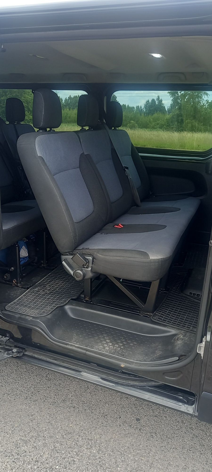 Opel vivaro b 1.6 biturbo 9 osobowy Long Klima