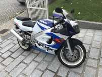 Suzuky gsxr 600 ano 2000