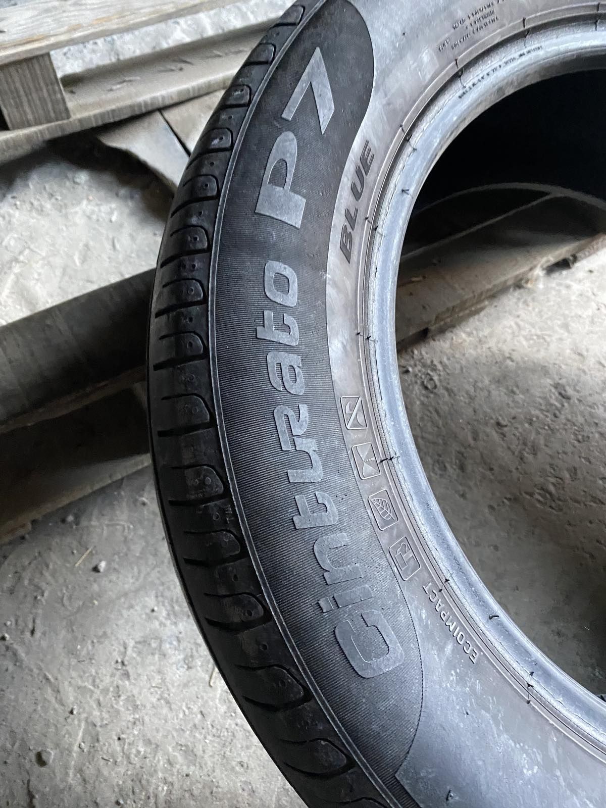 215.55.16 Pirelli 2шт лето БУ склад шины резина из Европы Шиномонтаж