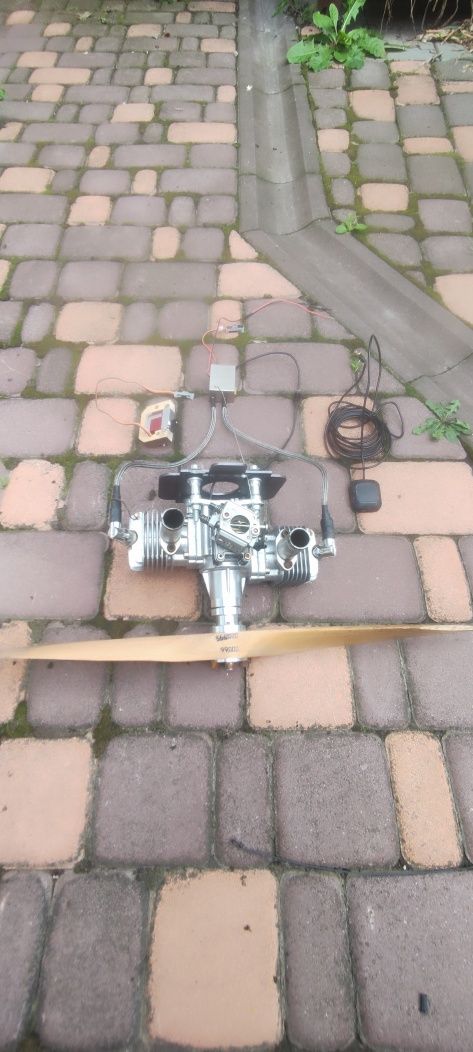 Двигун авіамодельний se-70t