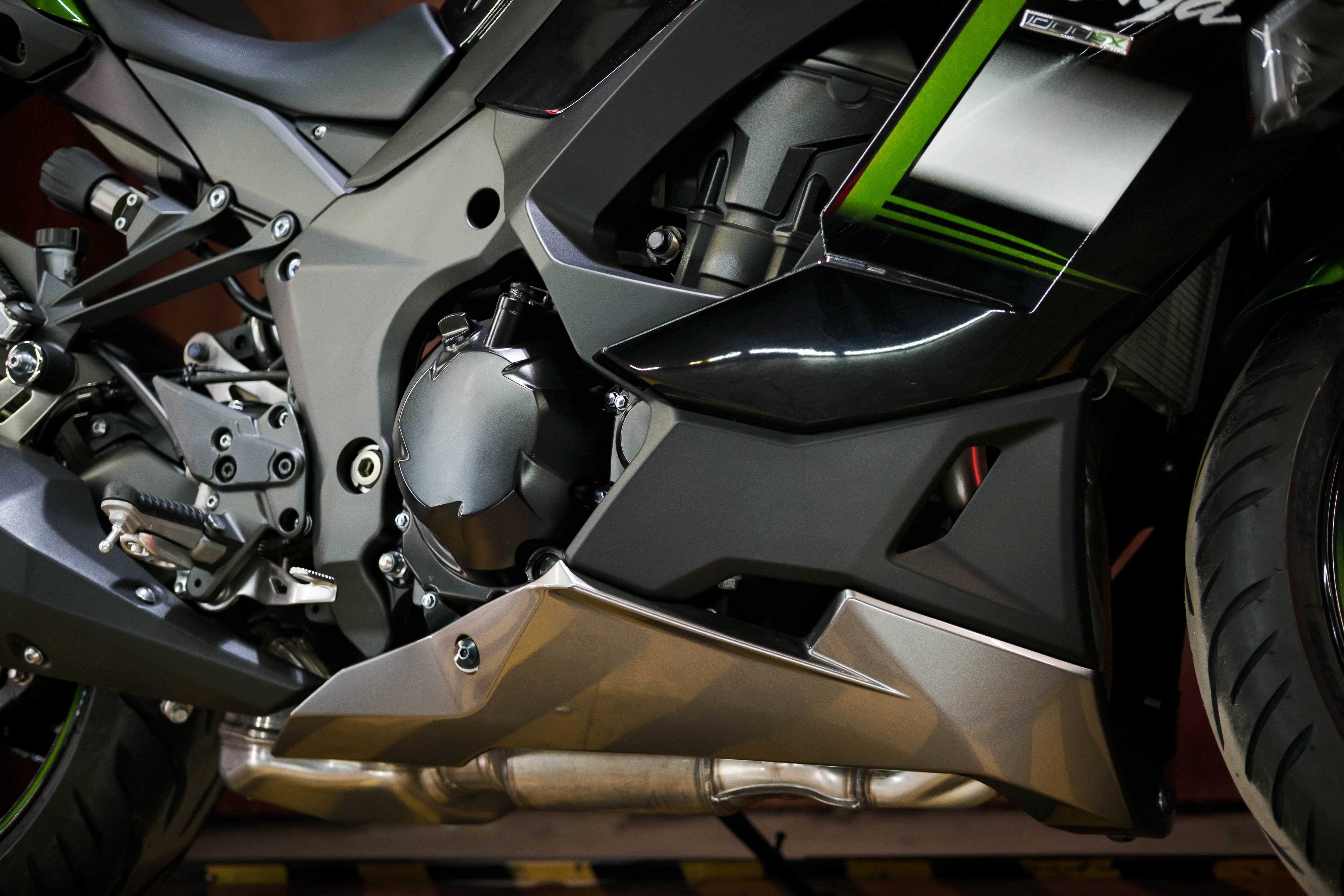 Продається Kawasaki Ninja 1000SX ABS Traction Quickshifter із Японії