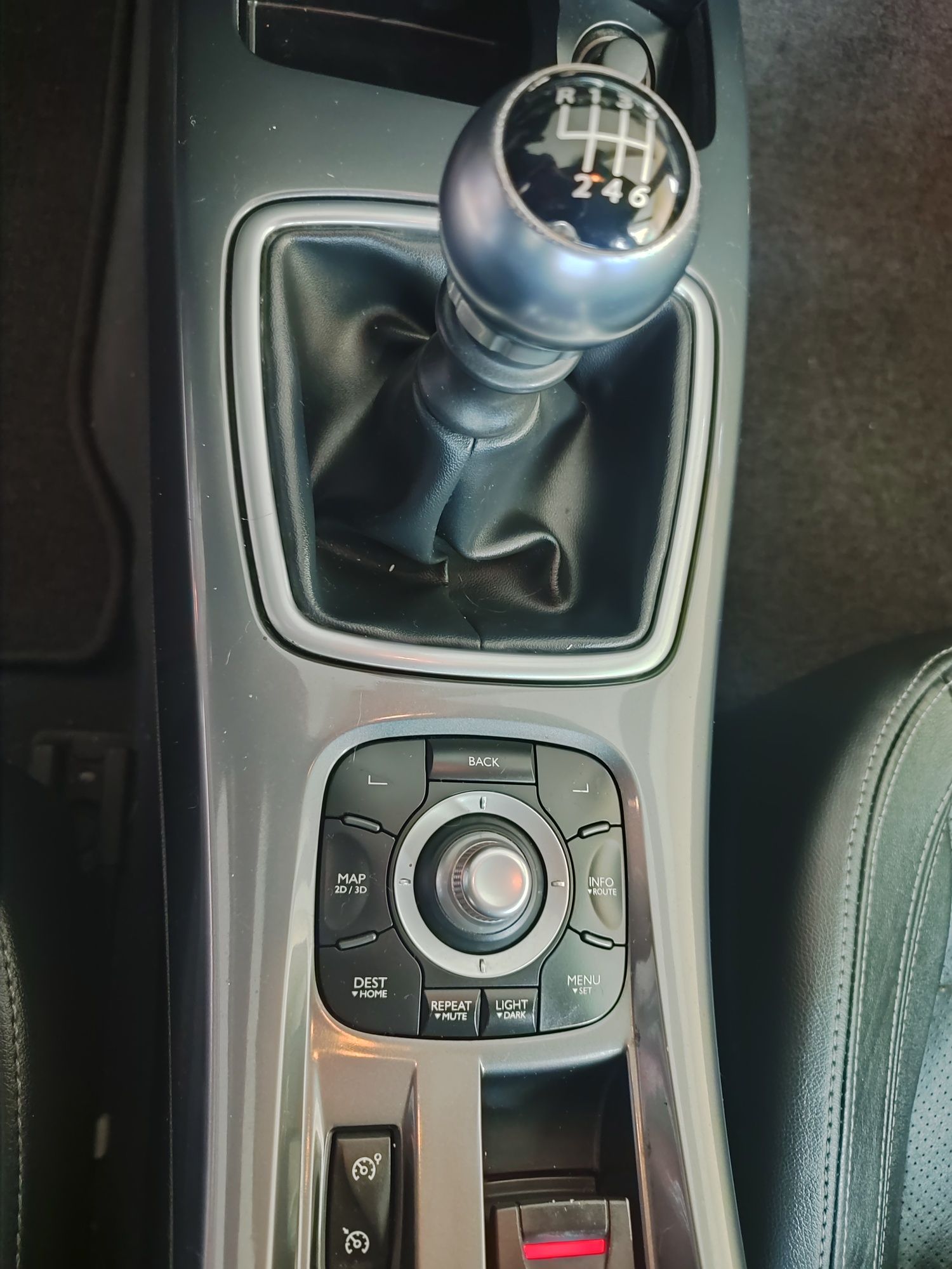 Renault Laguna Dynamique S 2.0 DCI 150cv caixa 6