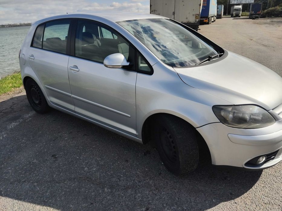 Volkswagen golf plus