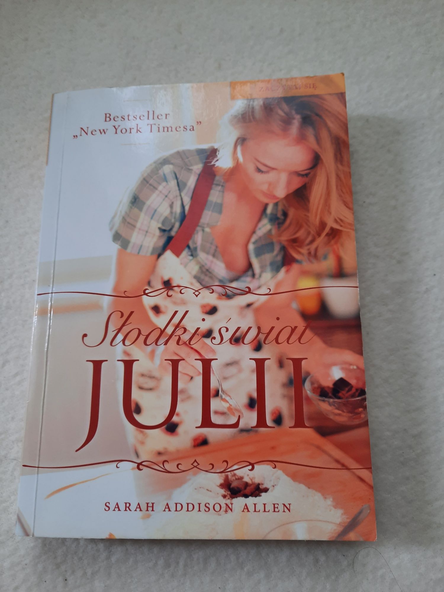 Książka do torebki;  Słodki świat Julii - Sarah Addison Allen