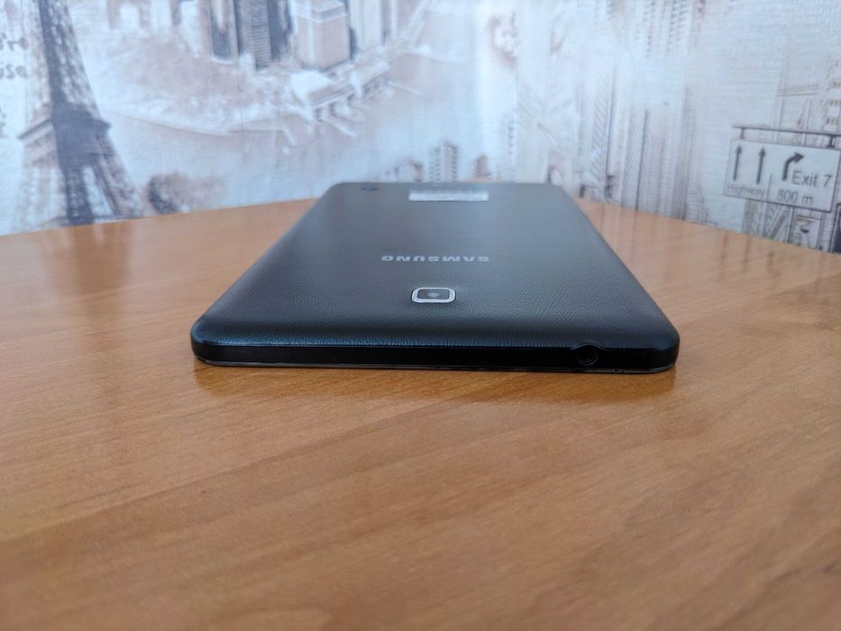 Планшет Samsung Galaxy Tab 4 7.0 3G SM-T231
