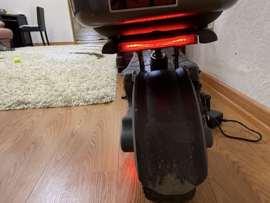 Електро самокат kukirin m5 pro