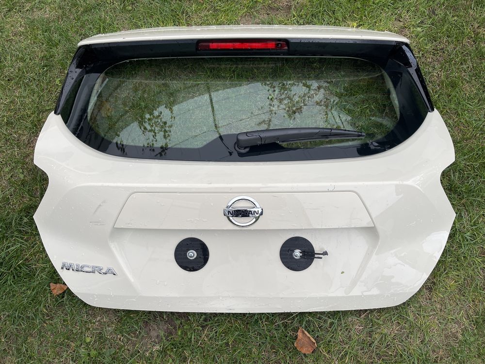 Nissan micra k14 кришка багажника , ляда