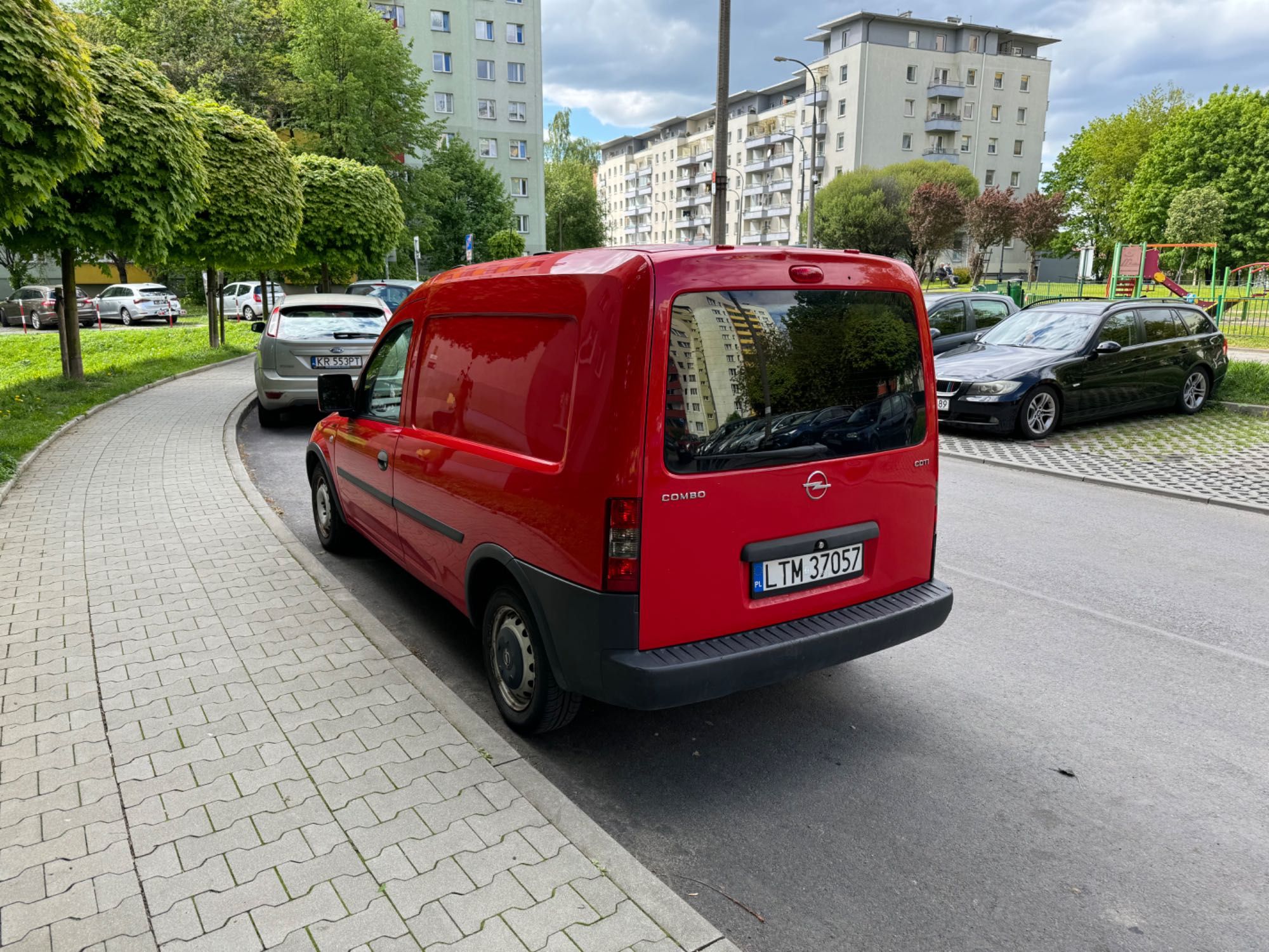 2011 Opel Combo 85,000km semi-auto pełna dokumentacja serwisowania