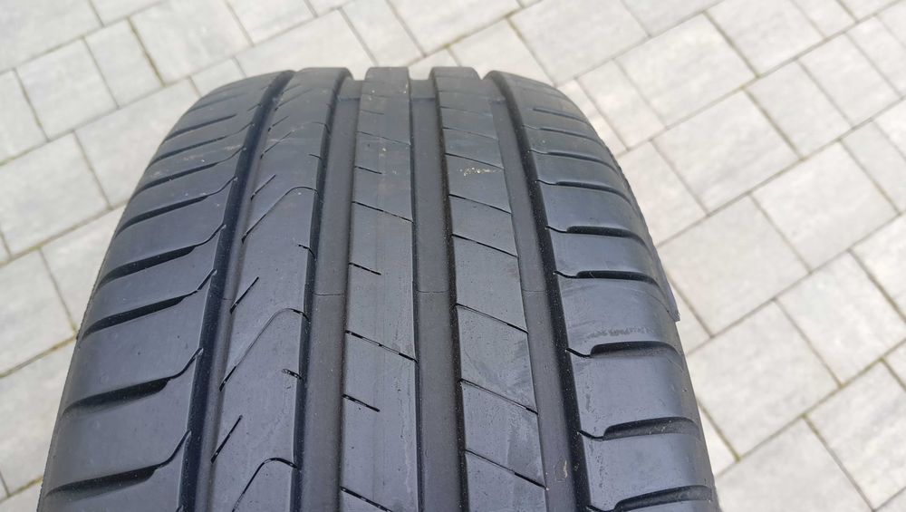 205/55r16   PIRELLI    ,  letnie jak NOWE  , DEMO   , +7mm  ,