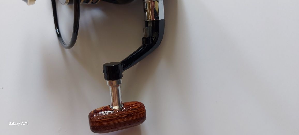NOWY kołowrotek wędkarski Gear Ratio, model HA3000.