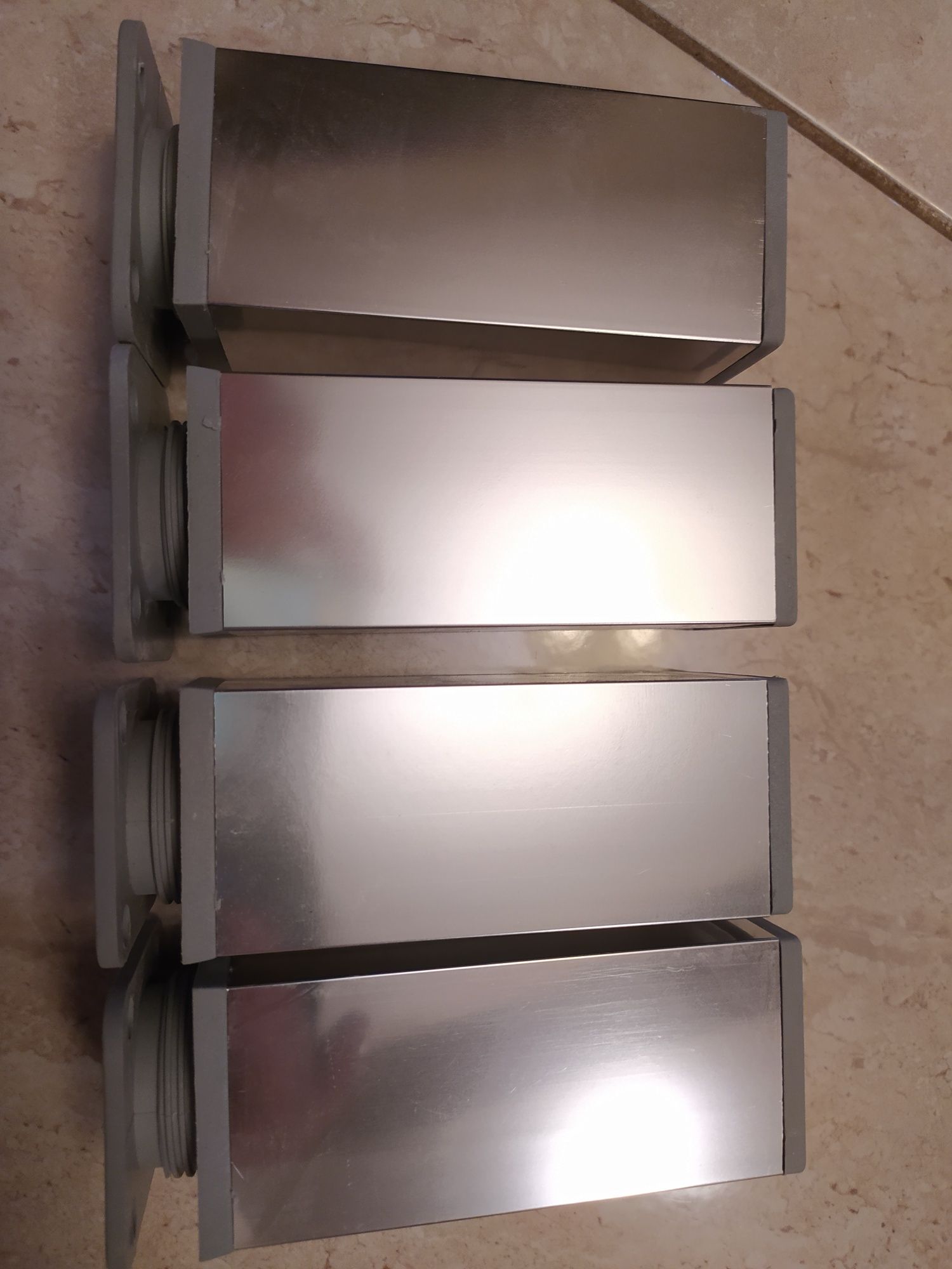 Nóżki meblowe regulowane srebrne chrom aluminium