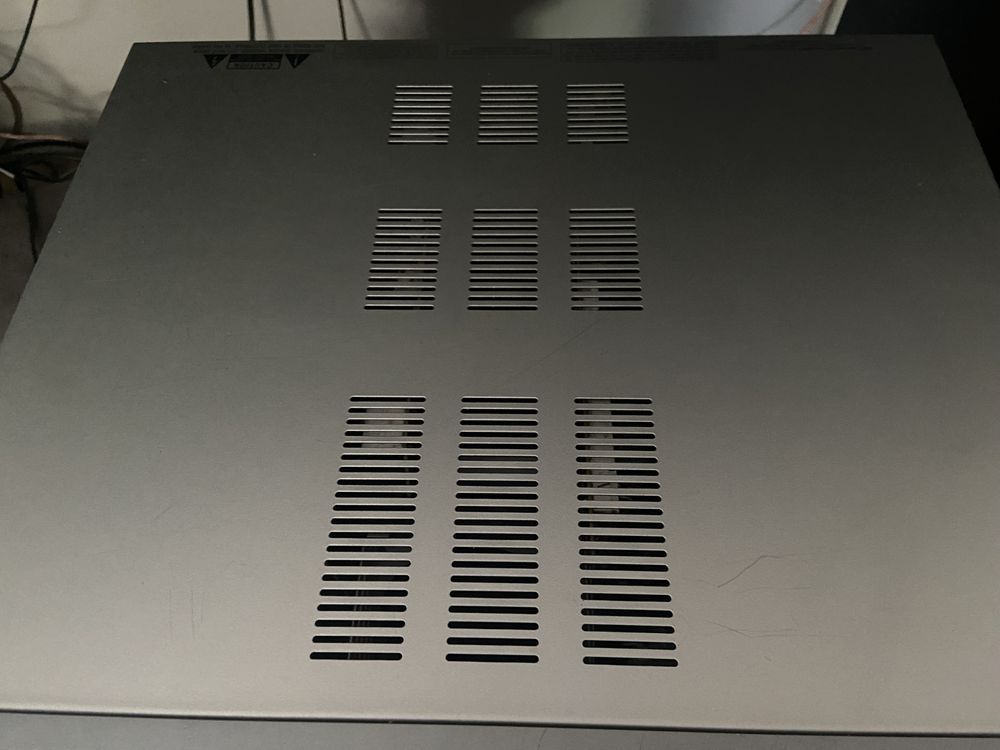 Wzmacnacz NAD T 743
