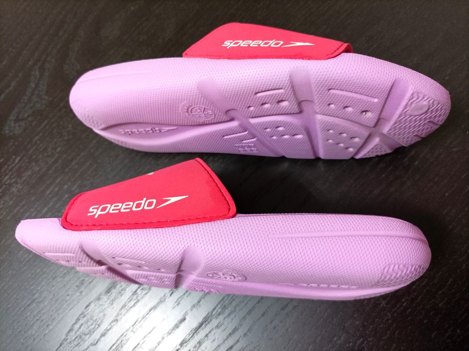 Chinelos para Menina marca Speedo (Tam. 34.5)