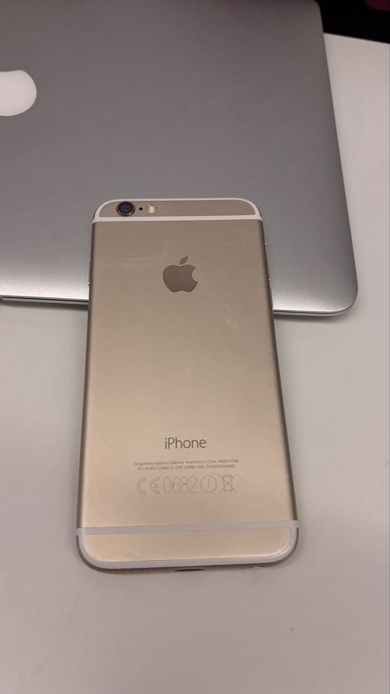 Iphone 6s, branco e dourado