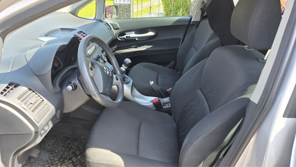Vendo Toyota Auris