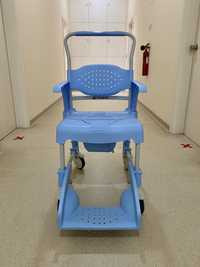 Cadeira sanitária