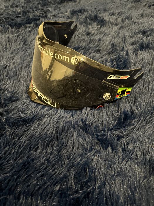 Viseira do Rinaldi e tear off do Bagnaia