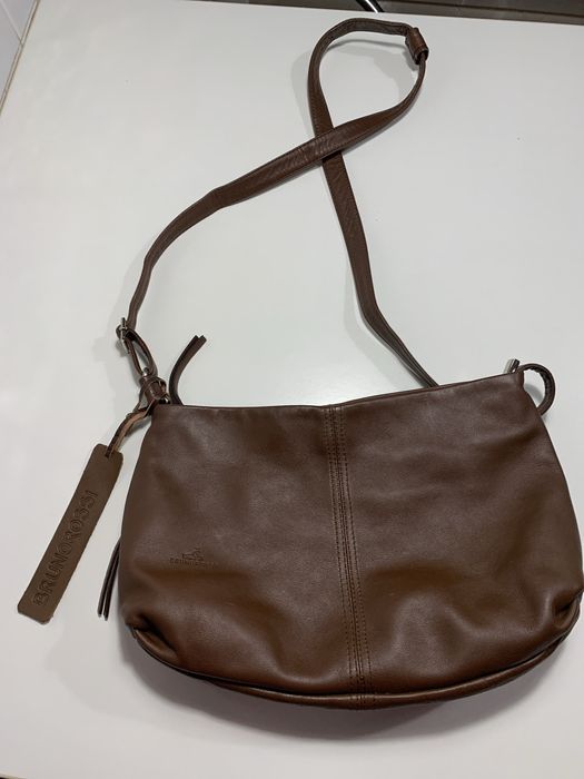 Mala castanha em pele  Bruno Ross