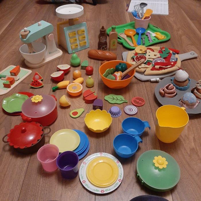 Drewniane zabawki do kuchni mikser waga pizza