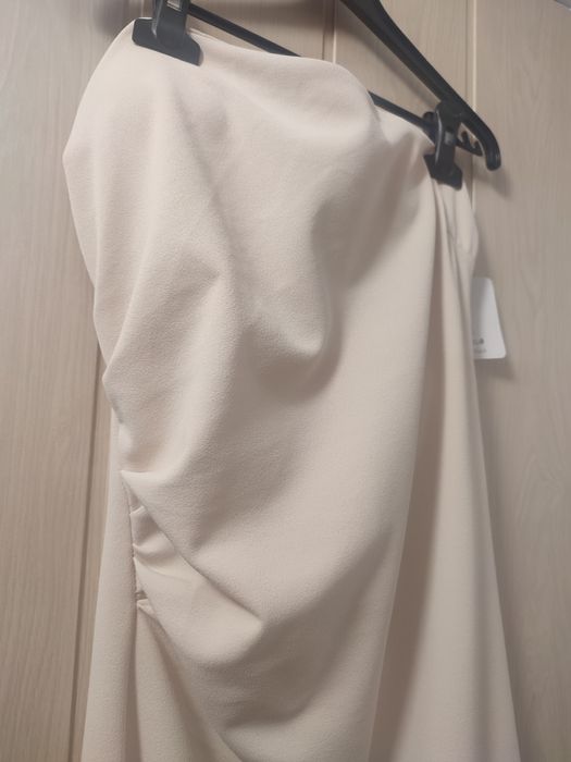 Nowa kremowa sukienka r.M/L
