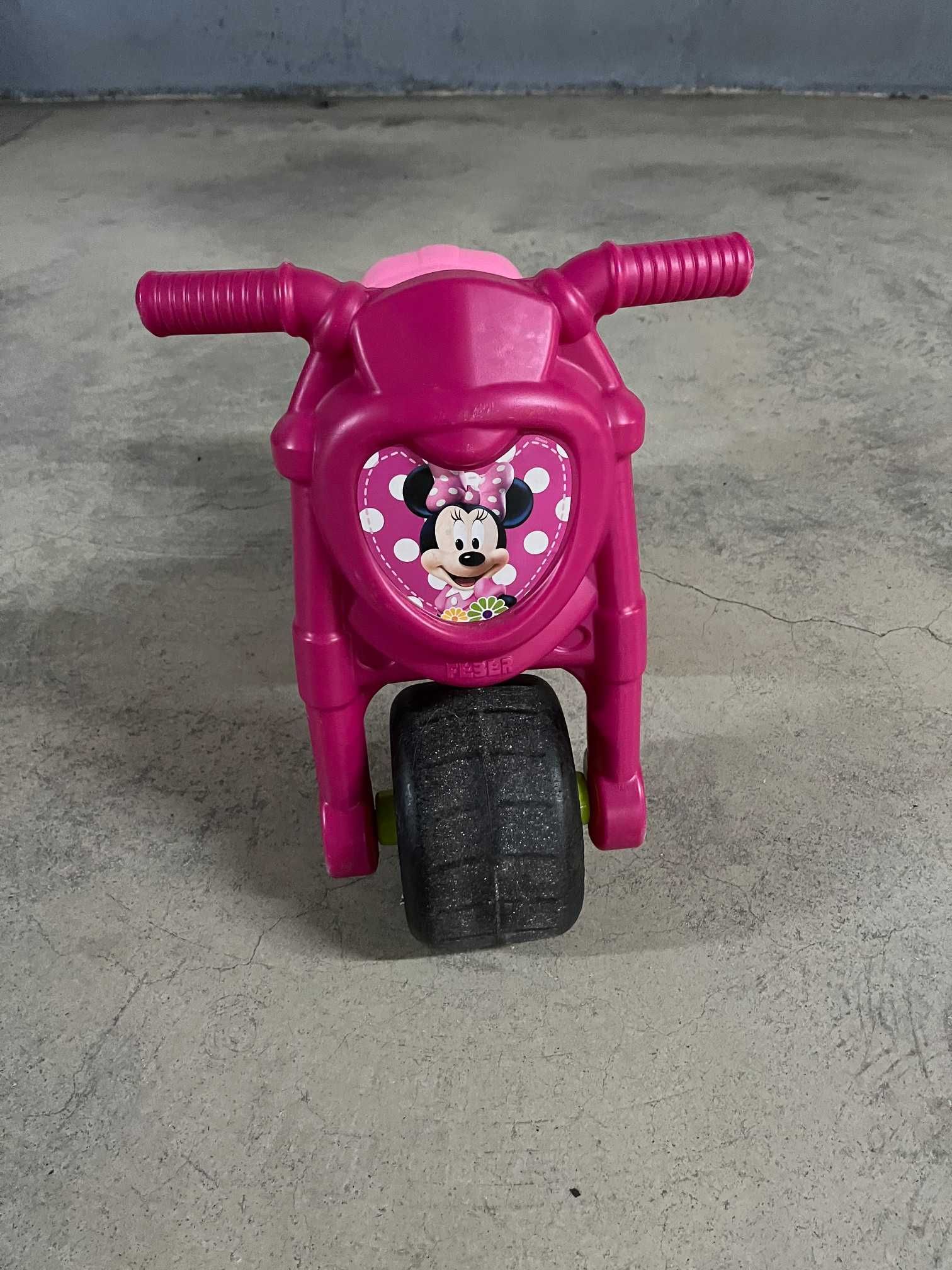 Mota Feber – Minnie