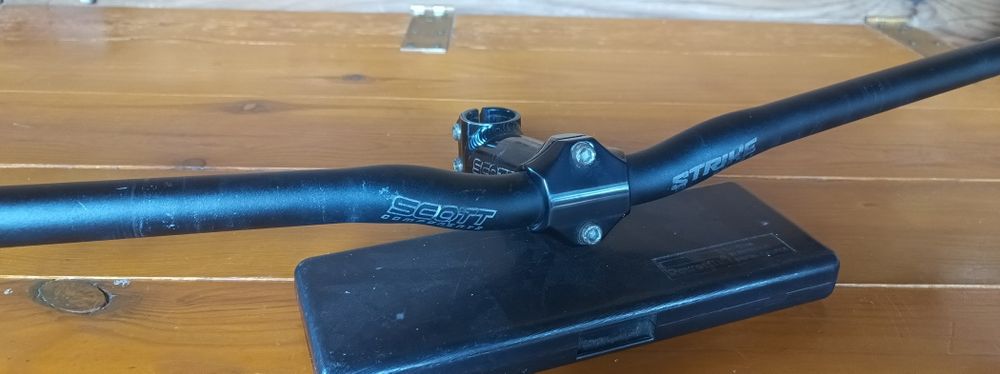 Kierownica+mostek Scott Strike Comp Components aluminiowe MTB, Gravel