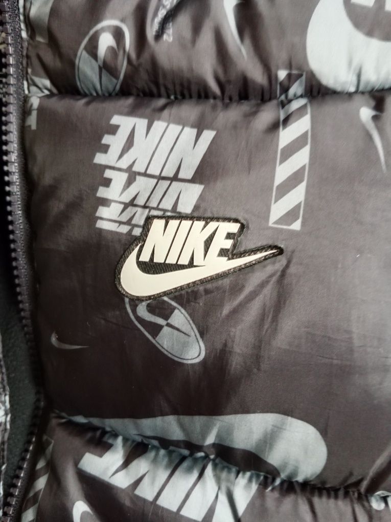 Dziecięca kurtka Nike
